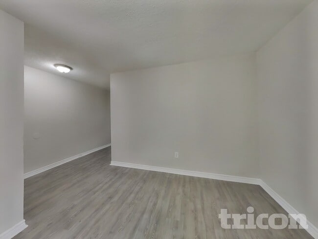 Photo - 5519 Bridgegate Dr