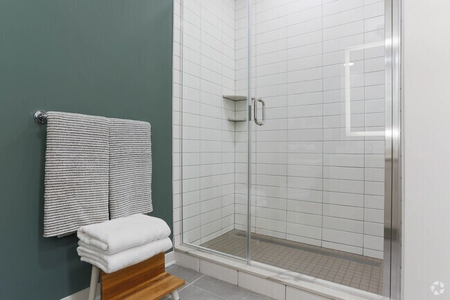 1HAB, 1BA - 672 ft²