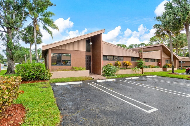 Photo - 166 Sparrow Dr