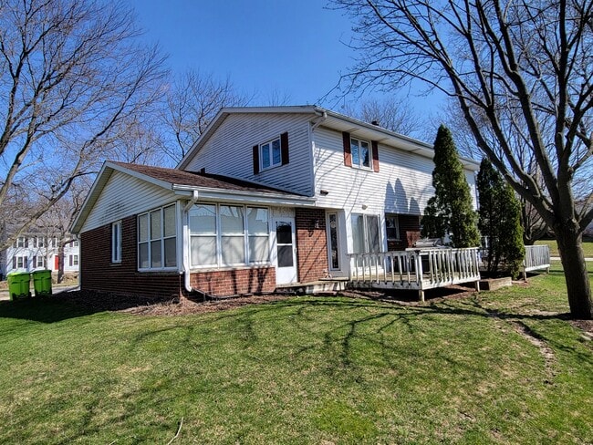 Photo - 1049 S Imperial Dr