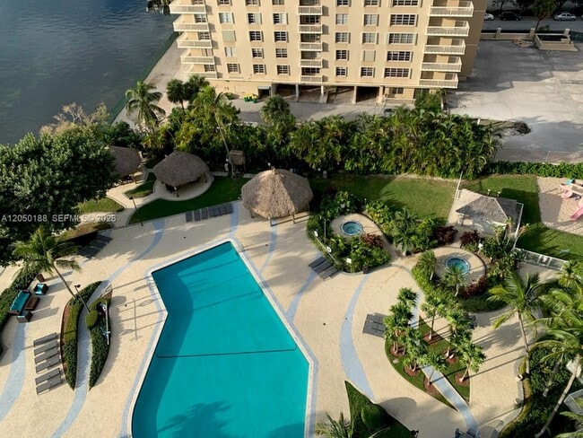 Building Photo - 2451 Brickell Ave Unit 12B