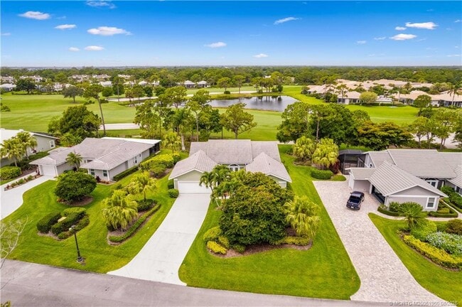 Photo - 12813 NW Cinnamon Way