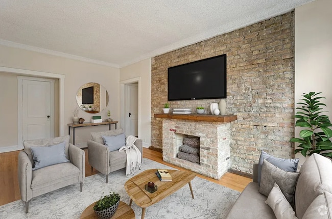 Building Photo - 3523 N Racine Ave Unit W3 Rental