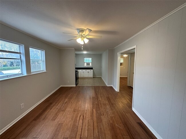 Photo - 4911 Delano St Unidad 1