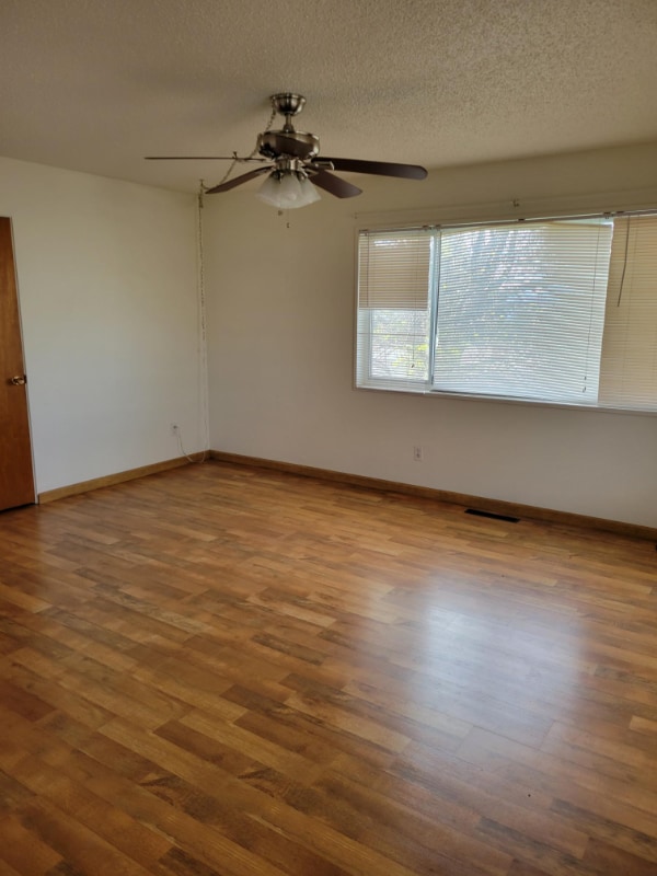 Photo - 400 S Fee St Unit 1