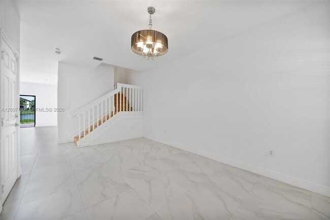 Photo - 3728 NE 3rd Ct