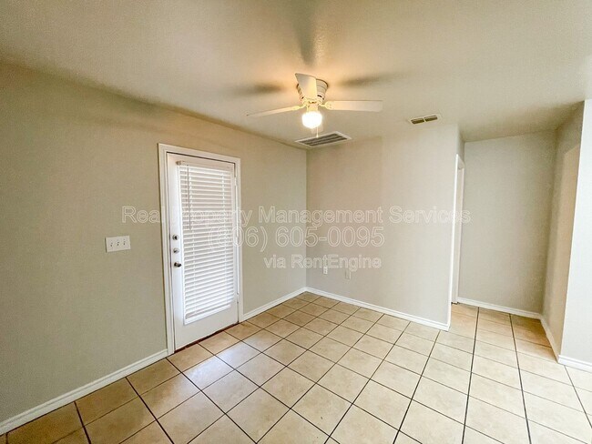 Photo - 5402 Marshall St