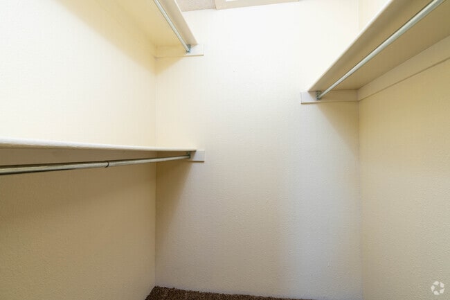 1HAB,1BA - 663 ft² - Whispering Pines