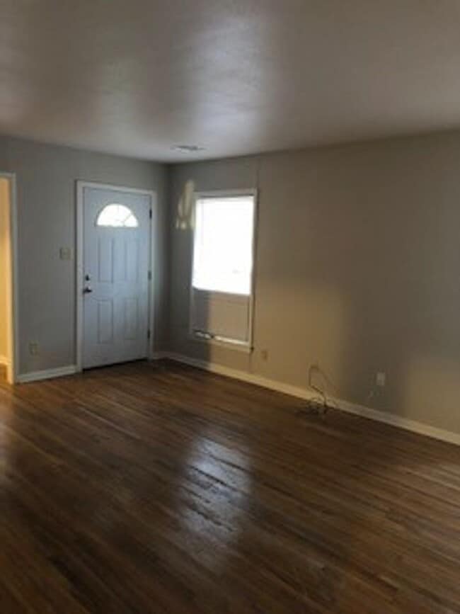 Photo - Three Bedroom 1 Bath Home/1 Car Carport