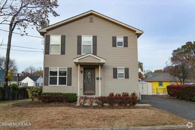 Building Photo - 424 Hawthorne St Rental