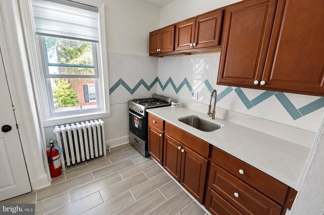 219 Wood St Unit B