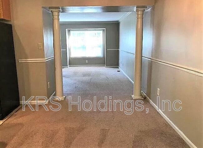 Photo - 604 Backridge Ct