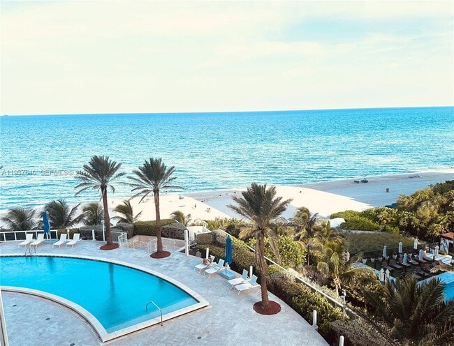 Photo - 17201 Collins Ave Unit 904