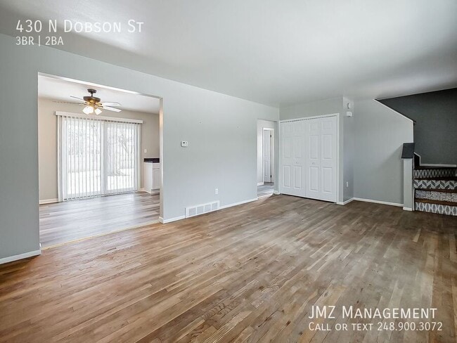 Photo - 430 N Dobson St