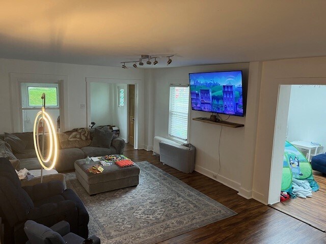 Photo - 23 Intervilla Ave