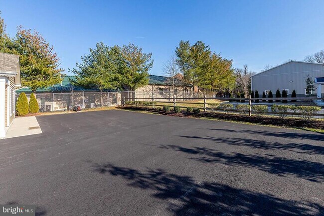 Photo - 120 Grove St