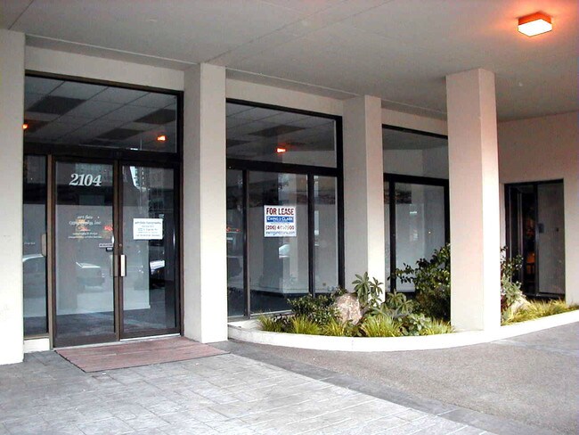 Vista de la entrada - Royal Crest