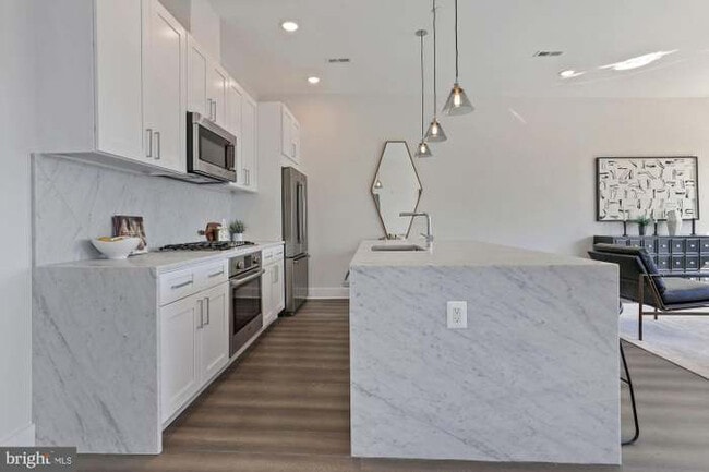 Photo - 1255 Penn St NE Unidad 2