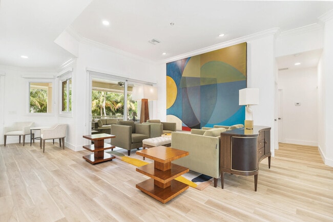 Building Photo - 3317 Embassy Dr