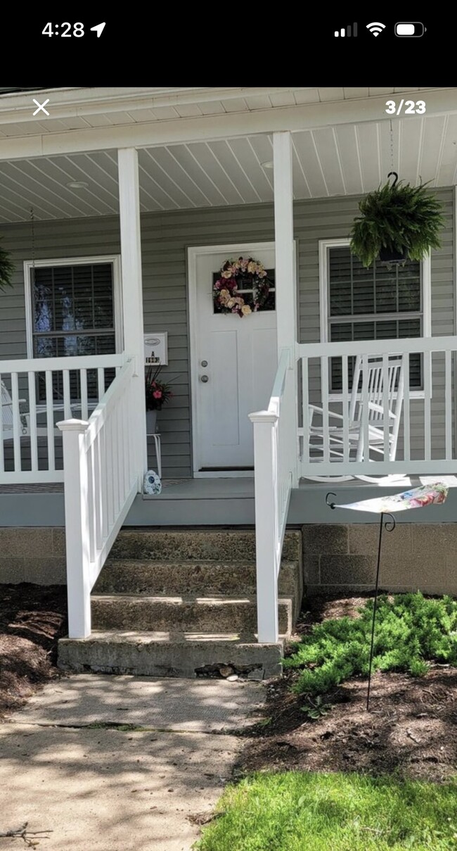 Photo - 1003 Catherine St