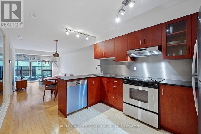 Photo - 3 McAlpine St Unit 205