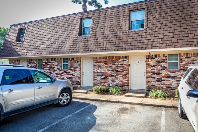 Crestview Apartments