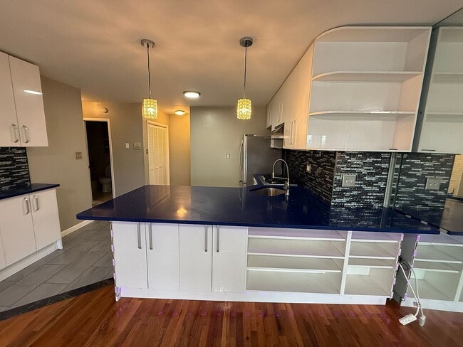 Photo - 1310 84th St Unidad 3B