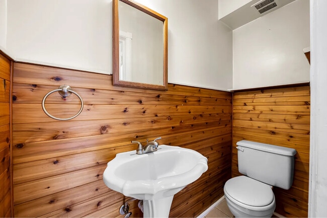 Photo - 205 Westowne Rd Unidad 1 fl