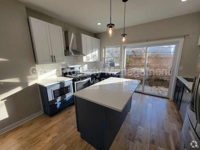 Building Photo - 1509 S Chadwick St Rental