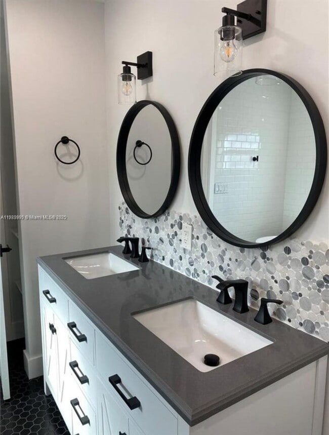 Photo - 6327 SW 44th St