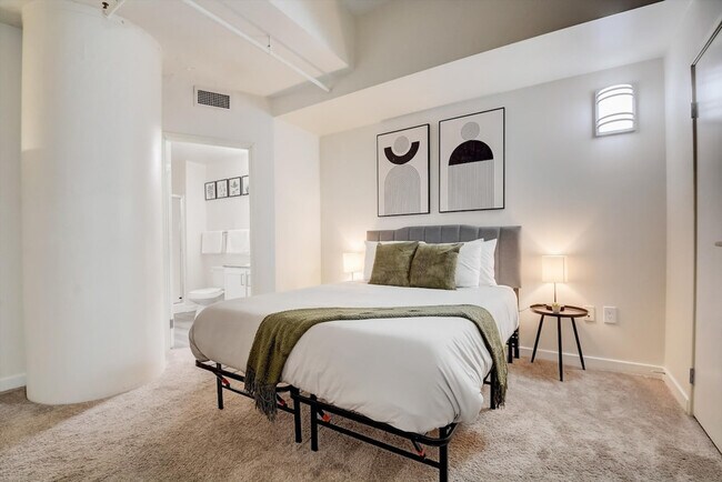 Photo - 50 N Illinois St Unidad ID1014584P