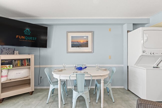 Photo - 5004 S Thomas Dr Unidad FL7-ID1354961P