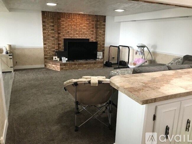 Photo - 1561 N 700 E