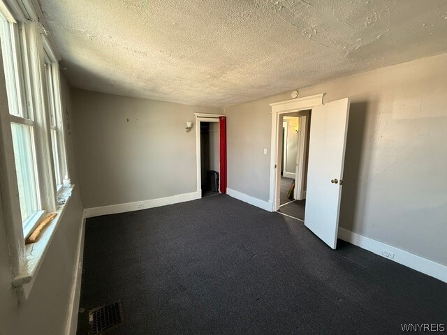 Photo - 140 Parkridge Ave