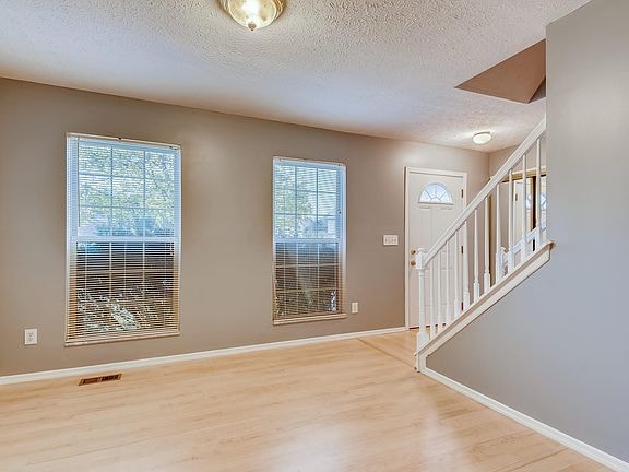 Photo - 6593 Delburn Ct