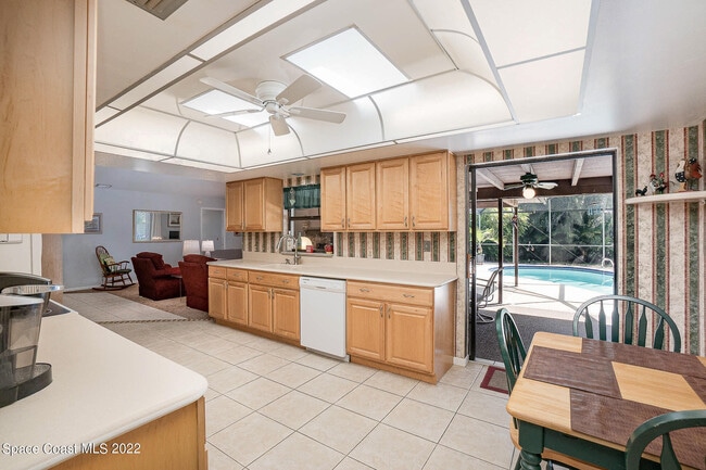 Photo - 1103 Orange St