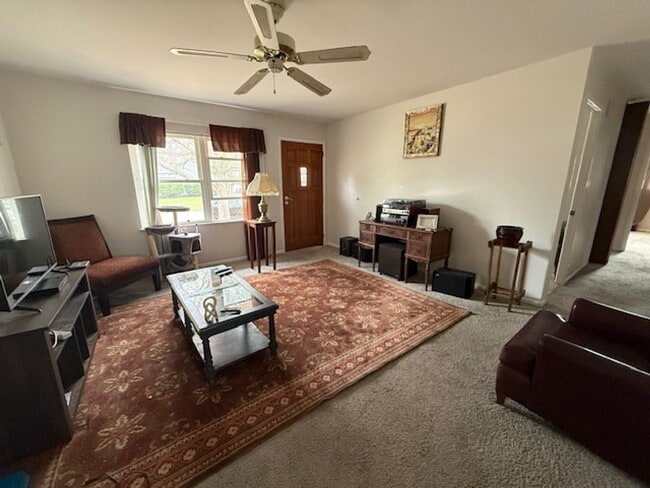 Photo - Spacious 4-Bedroom Home with Attached Garage