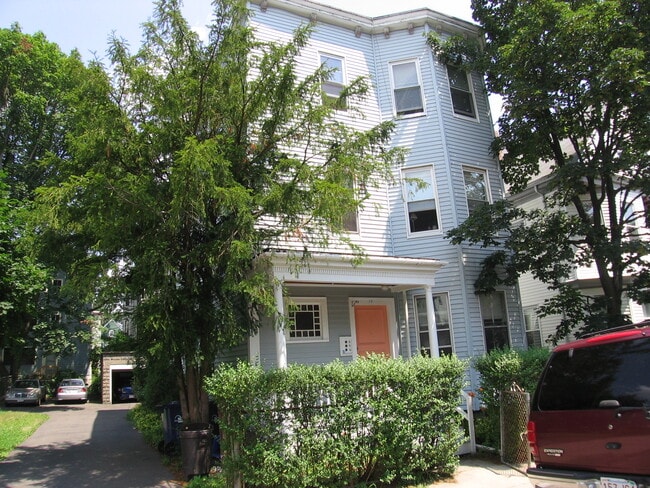 Building Photo - 12 Anson St