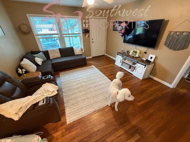 Photo - 3 bedroom 1 bath with large bedrooms! Easy walk to campus!