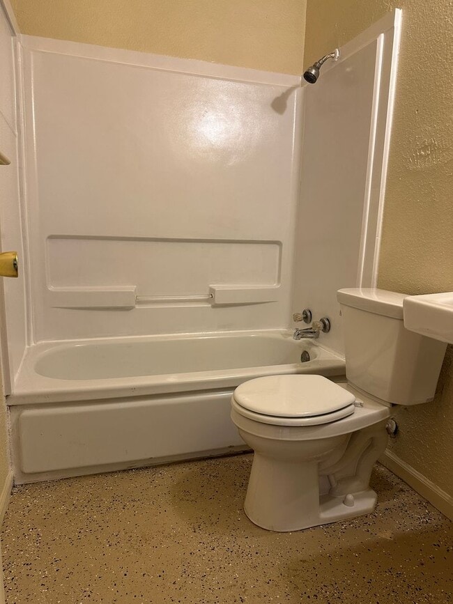 Photo - 3413 SW Brendan Ave Unit 1