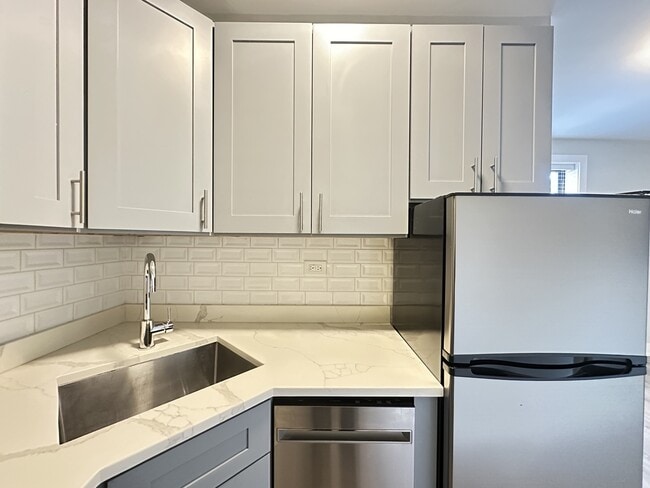 Photo - 510 W Belmont Ave Unit K5