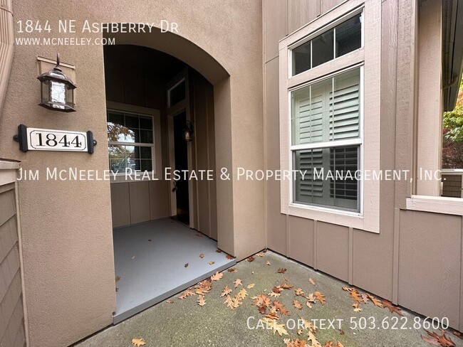 Photo - 1844 NE Ashberry Dr