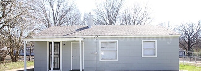 Building Photo - 1222 Canfield Ave Rental