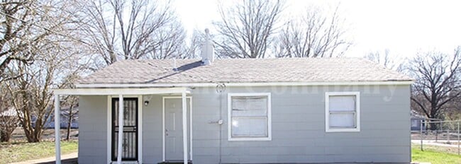 Photo - 1222 Canfield Ave House