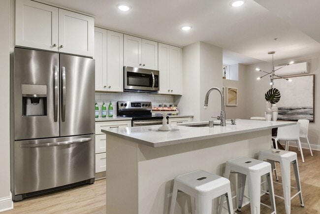 Photo - 3546 Emerson Ave S #5