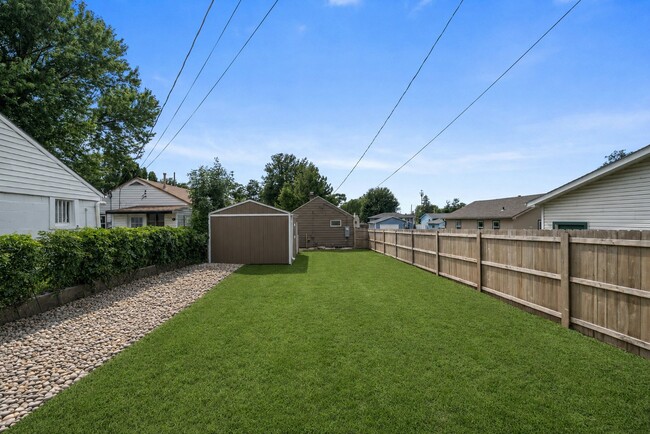 Photo - 324 S Omaha Ave