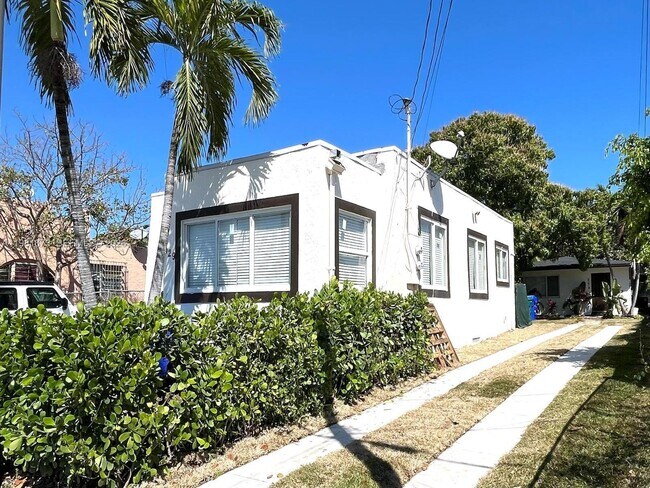 Photo - 929 SW 12th Ave Unit 929