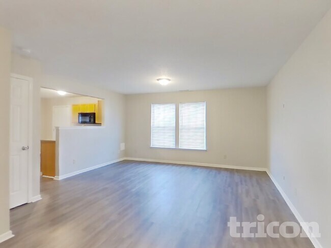 Photo - 10892 Woods Dr