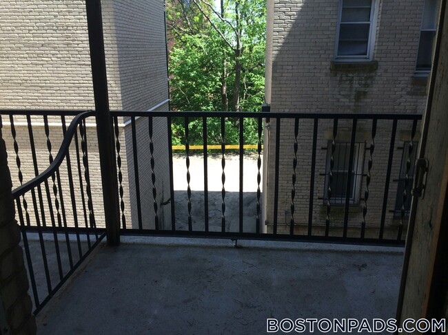 Photo - 1638 Commonwealth Ave Unit 10