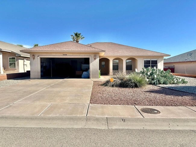 Photo - 1104 San Miguel St